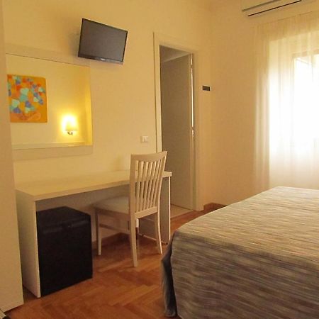 Buonarroti Guest House Roma Habitación foto